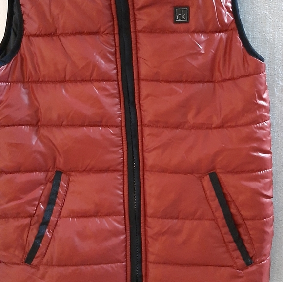 CALVIN KLEIN JEANS KIDS VEST SZ::6..NEW WITHOUT TAG. - Picture 3 of 7